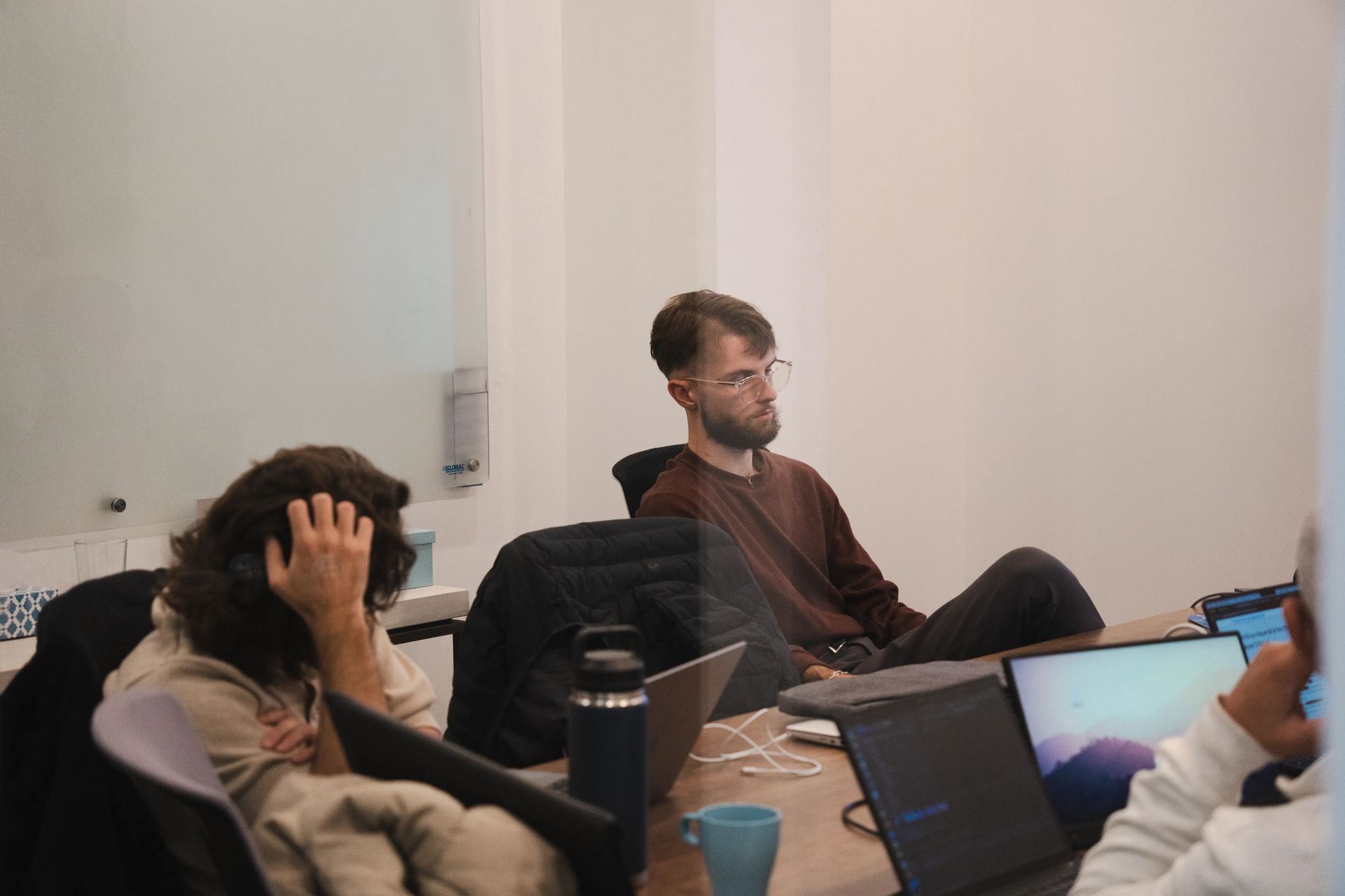 Rencontre dans les bureaux de Numigi avec l'équipe